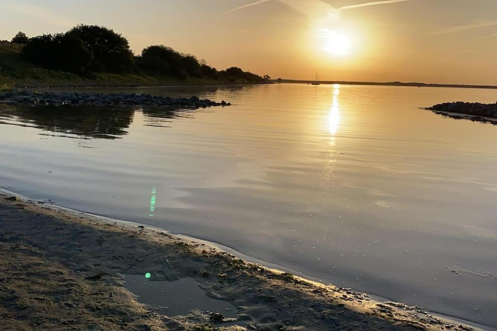 Achthoek 49, Nieuw Ingericht Vrijstaand Vakantiehuis Op 845M2 Scharendijke Exterior foto